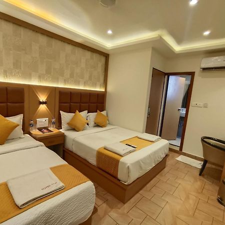 Hotel Riva International Goregaon- Near Nesco Bombay Eksteriør billede