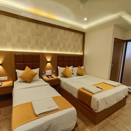 Hotel Riva International Goregaon- Near Nesco Bombay Eksteriør billede